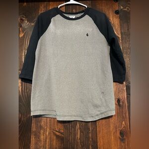 Volcom Men’s Gray and Black Raglan Shirt